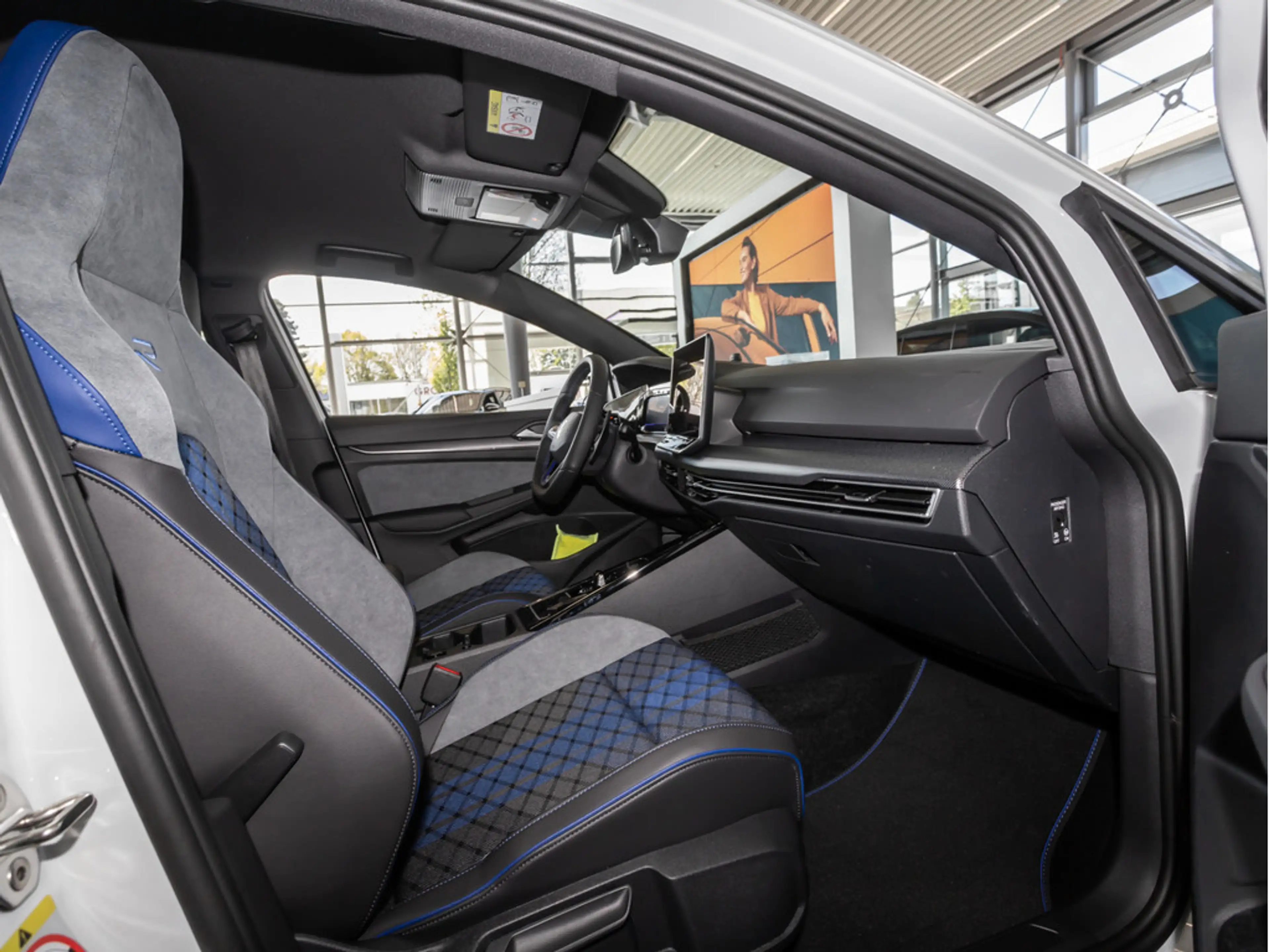 Volkswagen Golf R 2.0 TSI 4Motion DSG ACC LED KAMERA DCC — photo 4