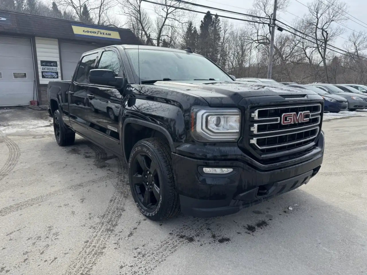 GMC Sierra 1500 снимка GMC Sierra 1500