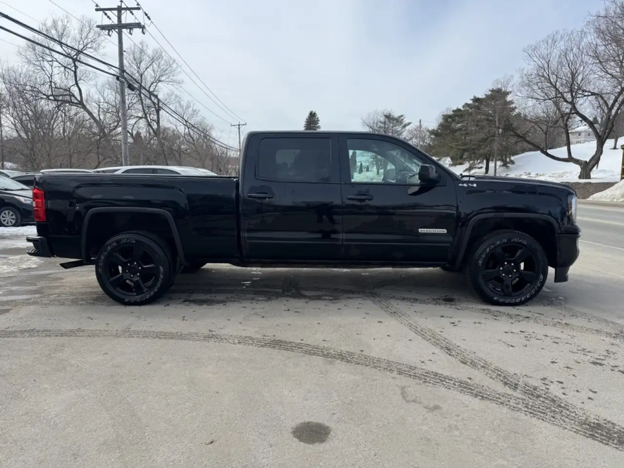 GMC Sierra 1500 снимка GMC Sierra 1500