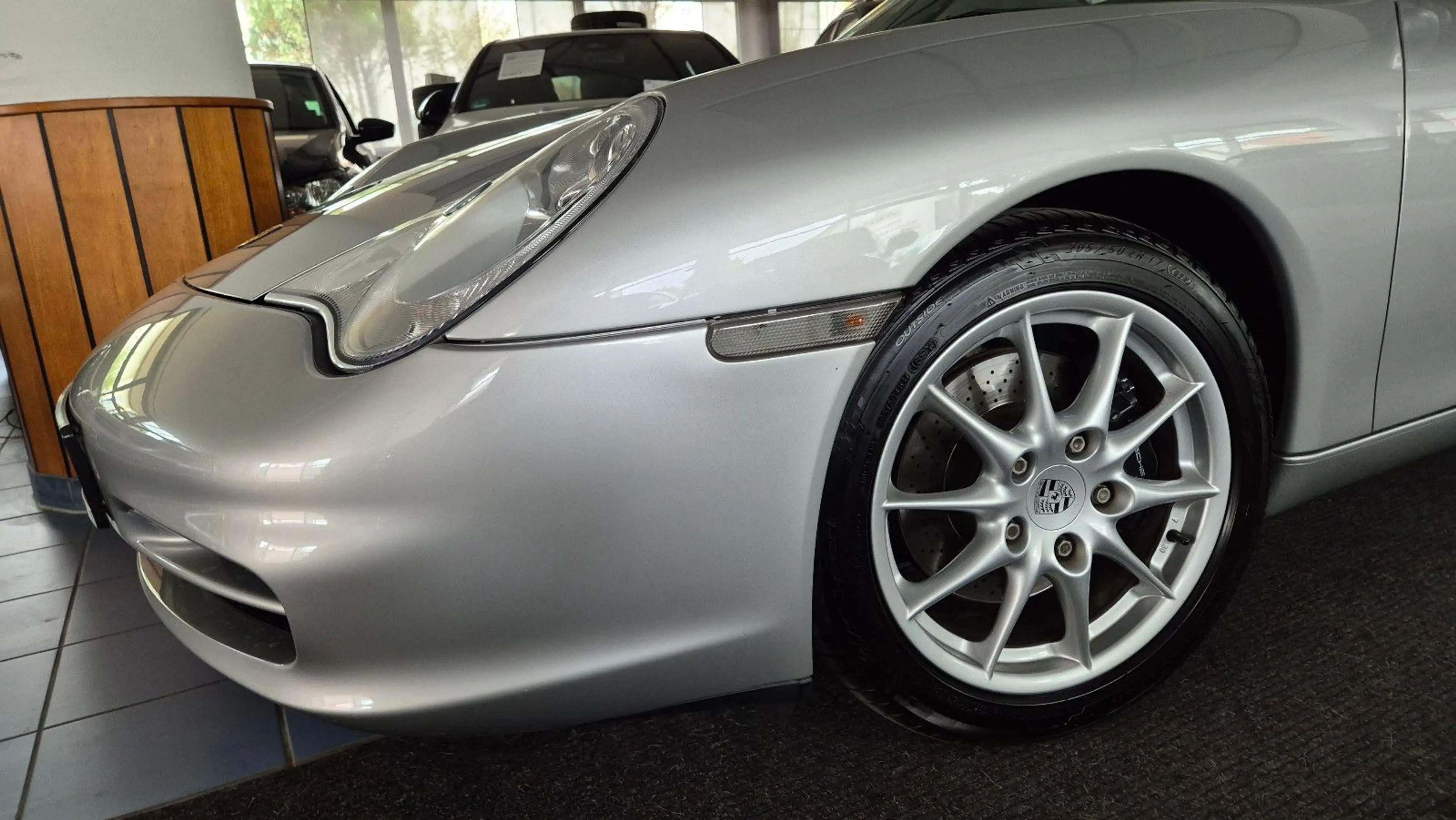 Porsche 996 Carrera Coupé — photo 2