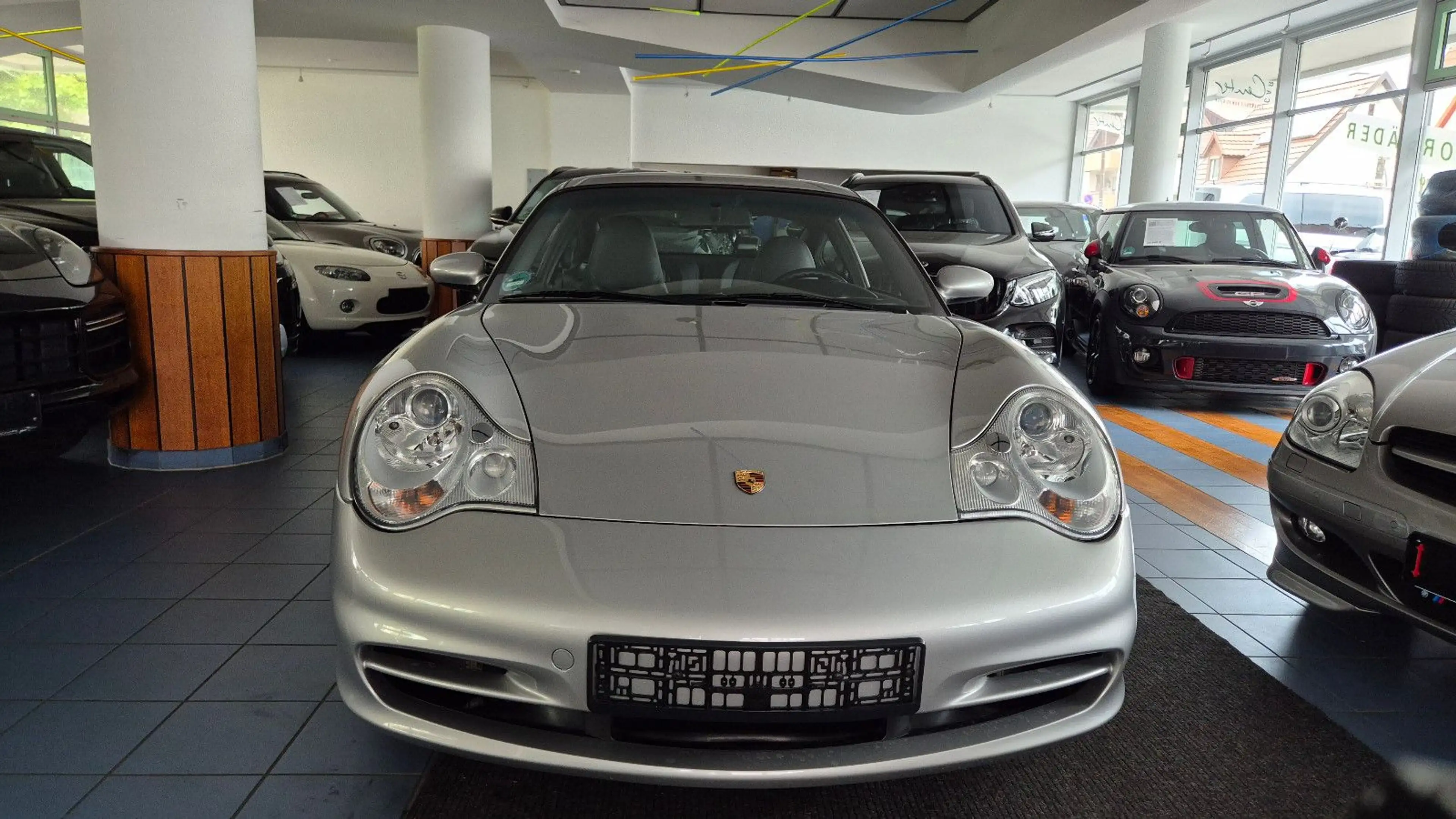 Porsche 996 Carrera Coupé — photo 3
