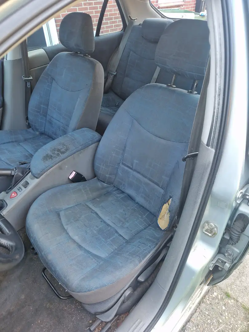 Renault Laguna Laguna 1.6-16V Authentique Grijs - 2