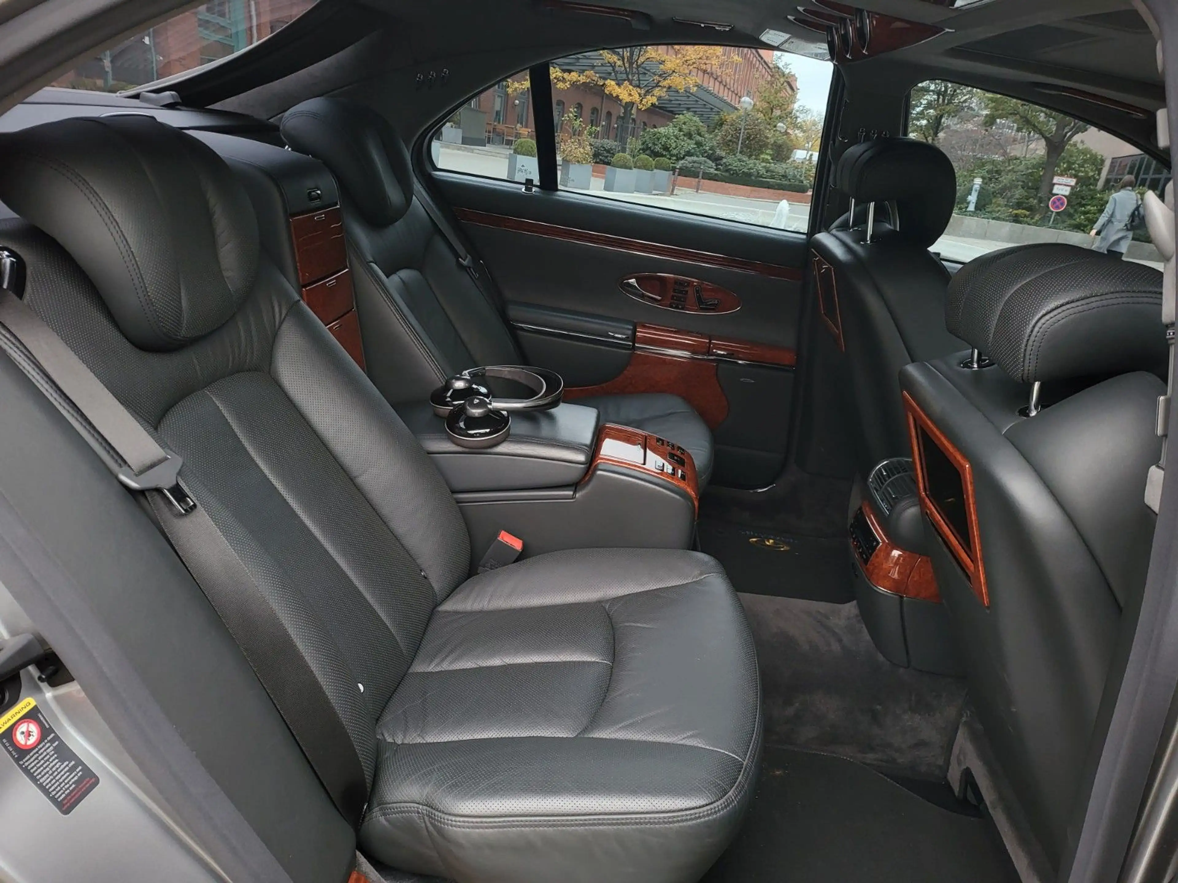 Maybach 57 VOLL+1HAND+DuoTone+1OF300+NeuPreis=685.000€ — photo 14