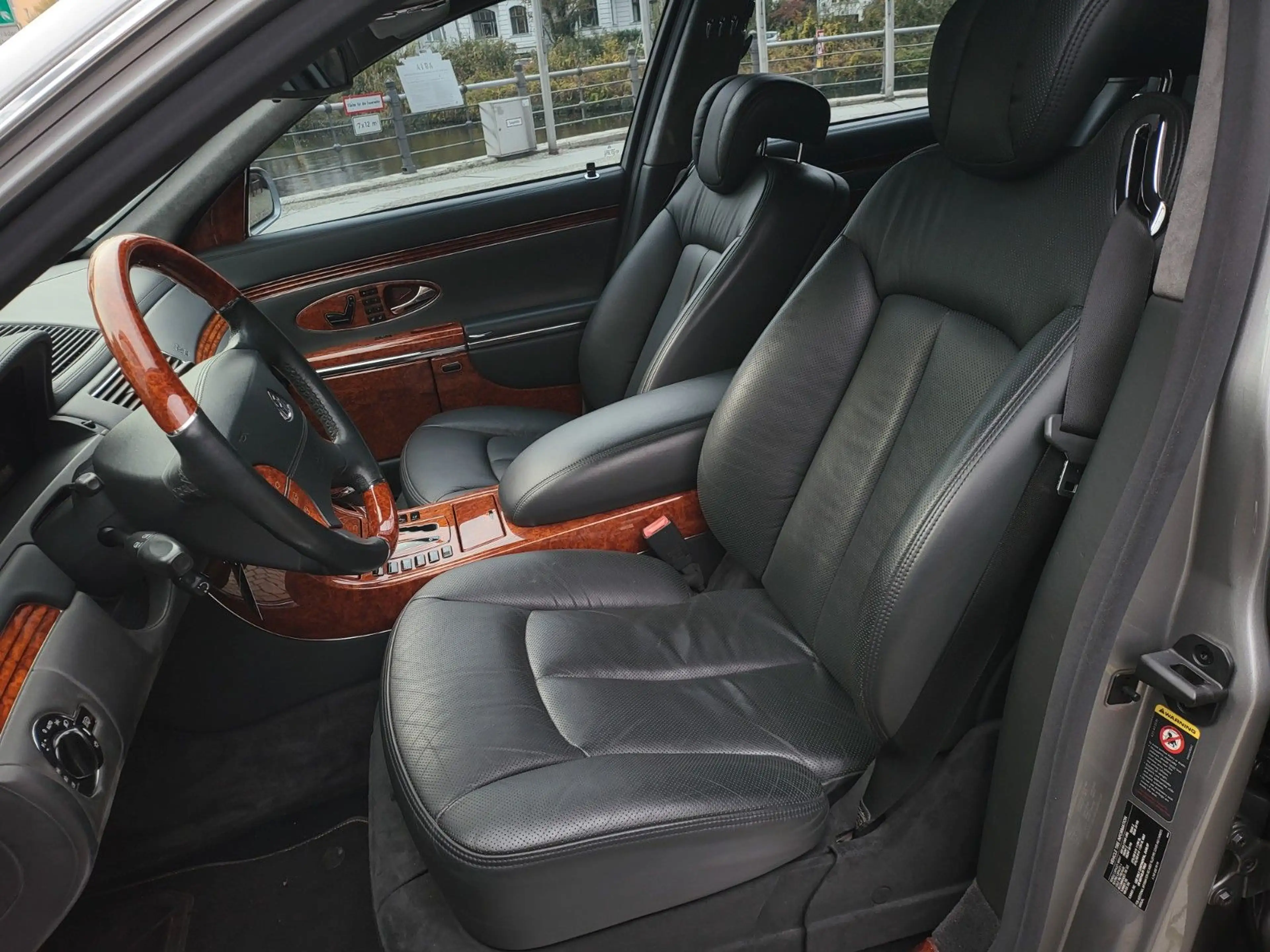 Maybach 57 VOLL+1HAND+DuoTone+1OF300+NeuPreis=685.000€ — photo 10