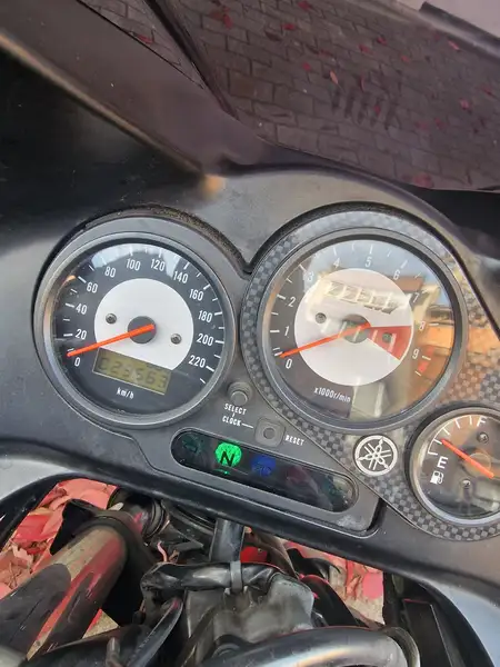 Yamaha TDM 850 - foto 6