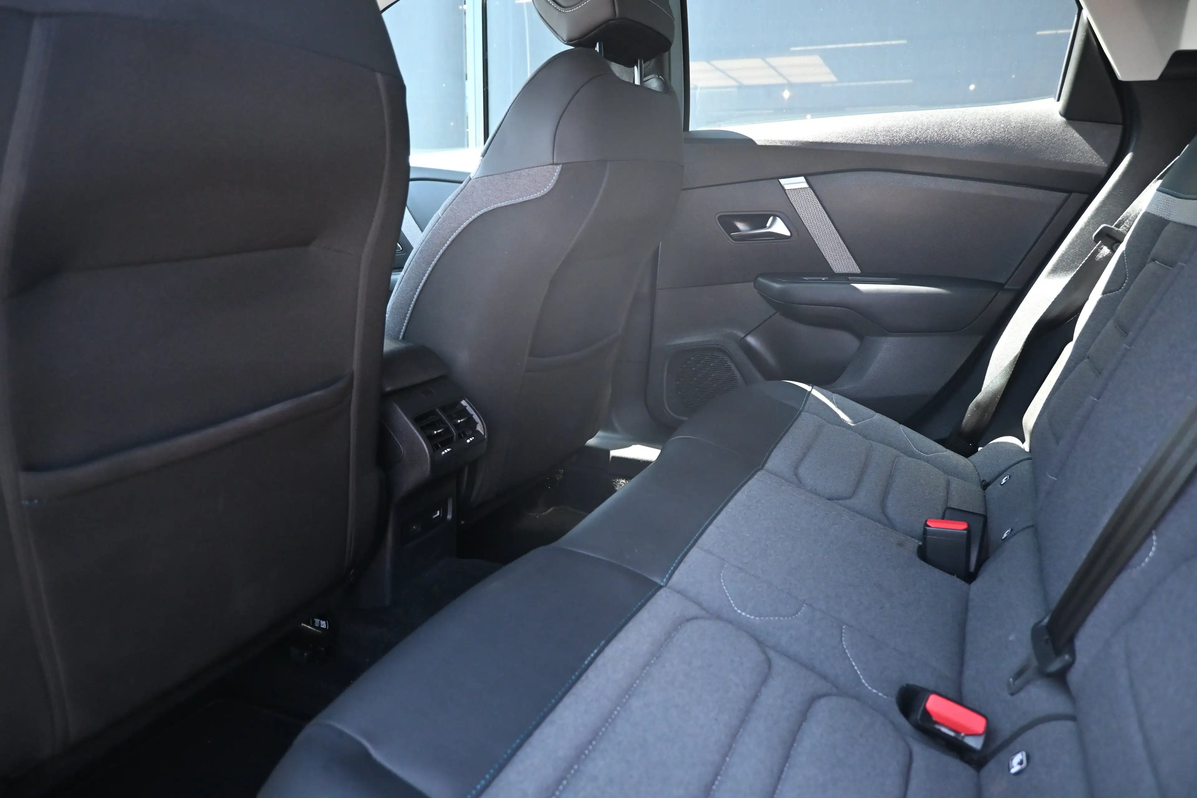Citroen E-C4 Electric You 50 kWh 3 Fase 98%SOH! | Navigatie by App | Ach — photo 10