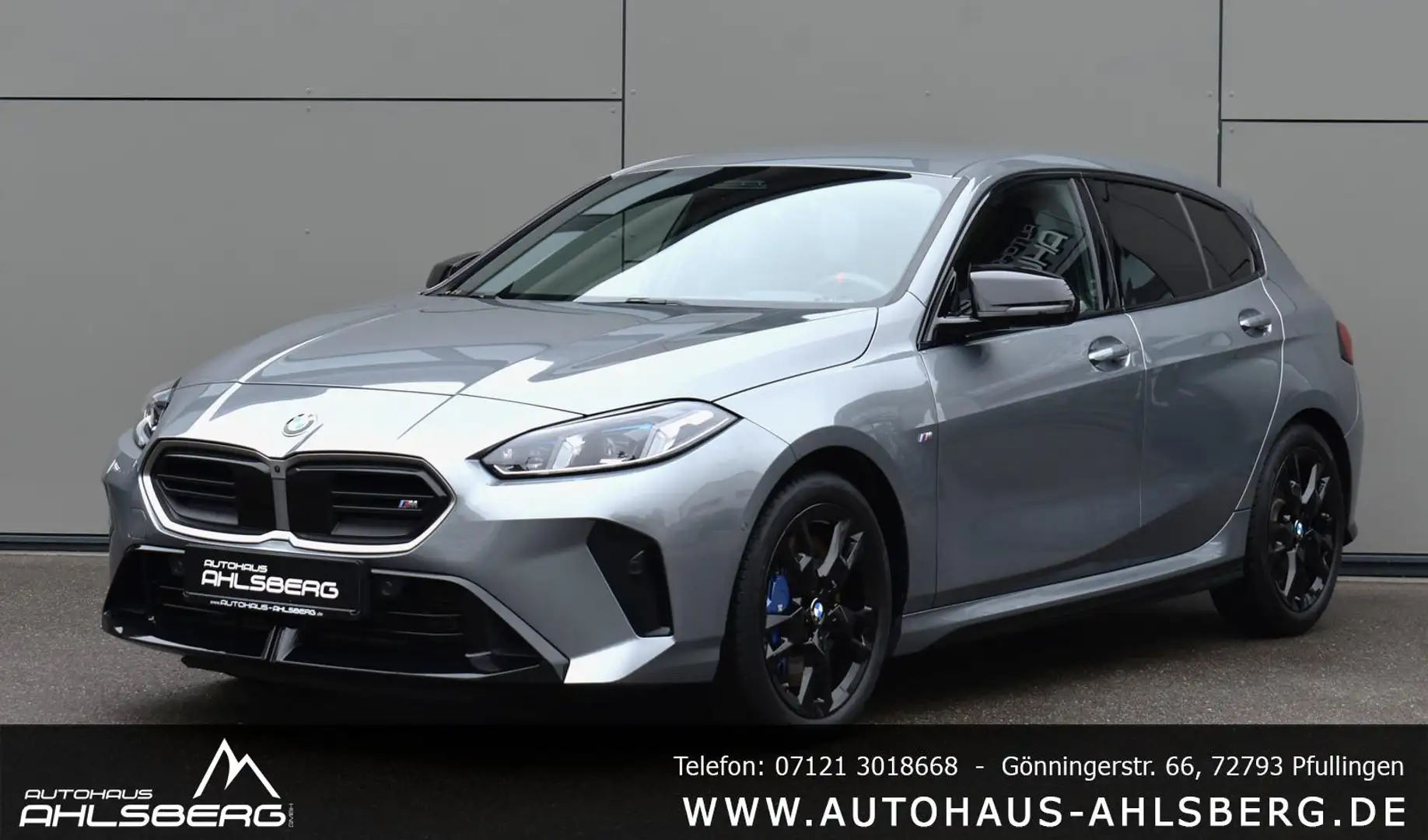 BMW M1 BMW M135iX/SHADOW/ WIDES./360°/H-K/MEMORY/HUD/LEDE Grau - 1