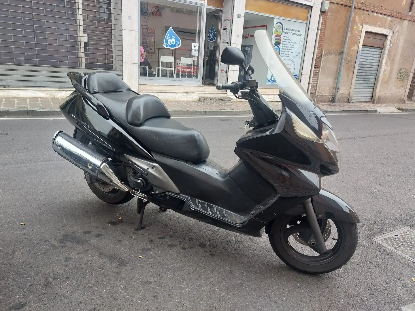 Honda Silver Wing Zwart - 1