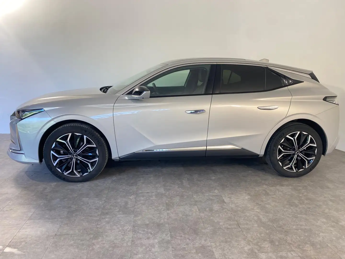 DS Automobiles DS 4 1.2 PureTech 130 Opera S&S LED*ACC*NAVI*RFK 96 ... - 2