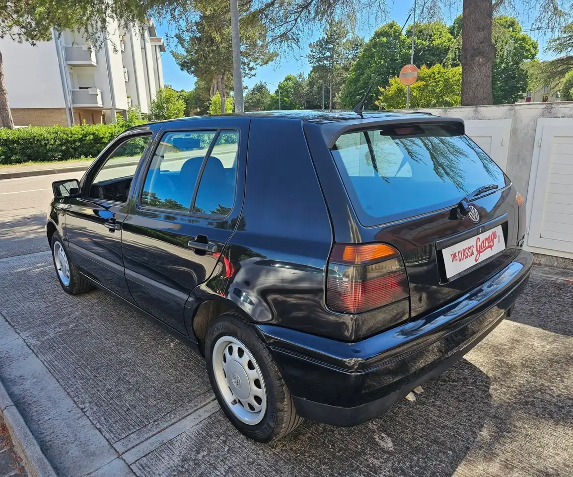 Volkswagen Golf 5p 1.9 tdi Movie Air - tagliandata, foto 3