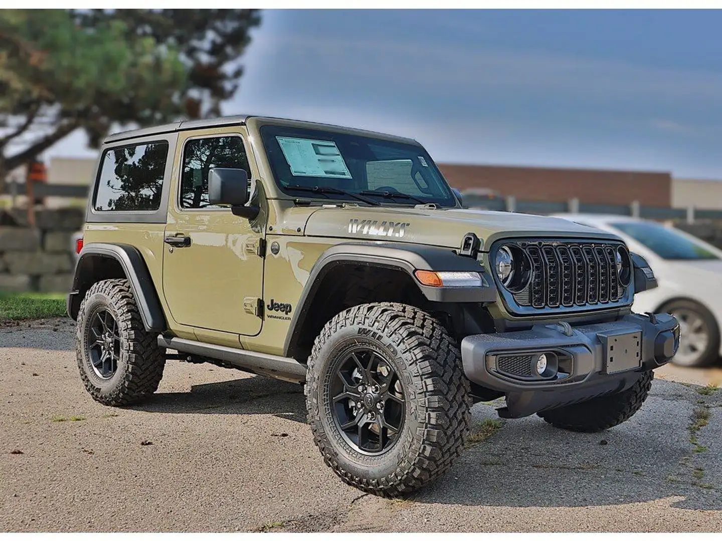 Jeep Wrangler Willys Schwarz - 1