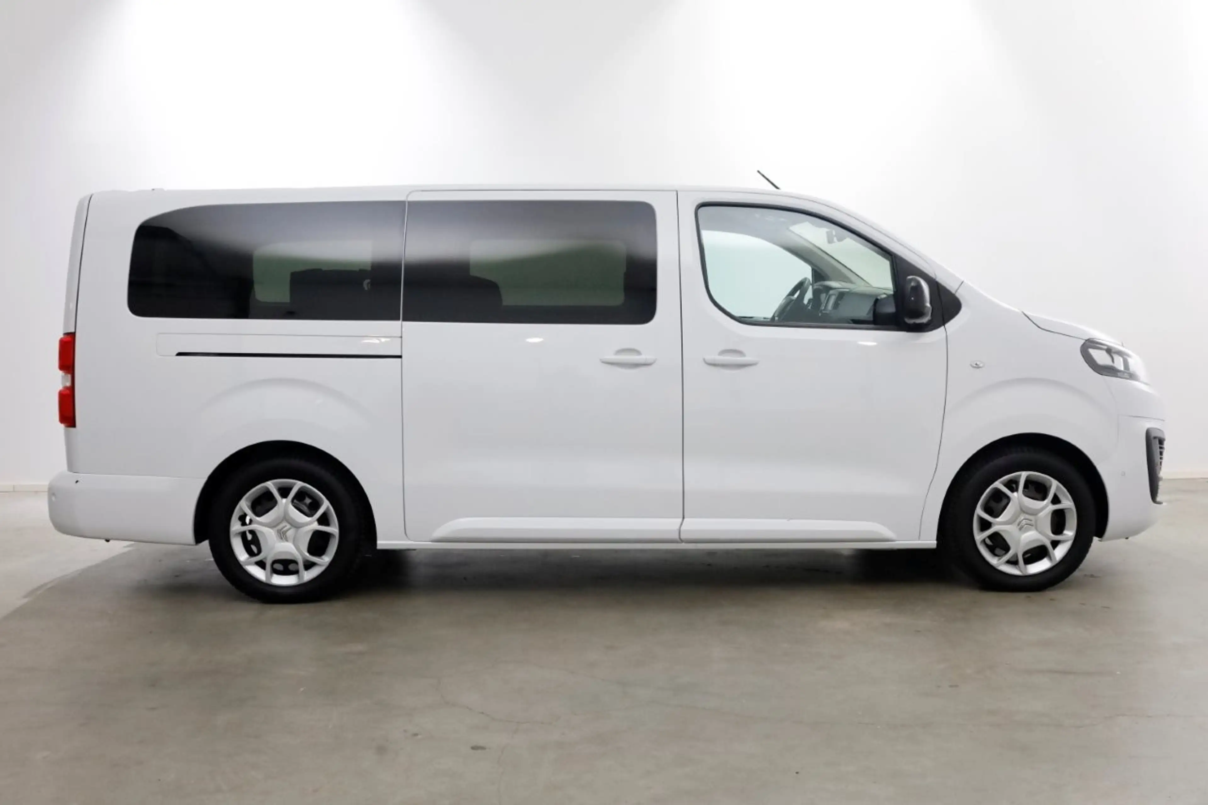 Citroen Spacetourer e-Jumpy 75 kWh L3 Rolstoelbus 100% Elektrisch Snel — photo 16
