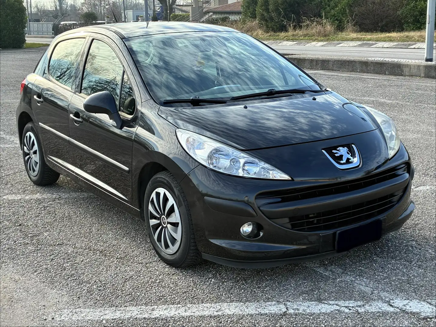 Peugeot 207 5p 1.4 8v One-Line - 2