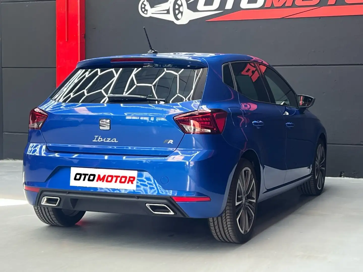 SEAT Ibiza 1.0 TSI S&S FR XS 115 Bleu - 2