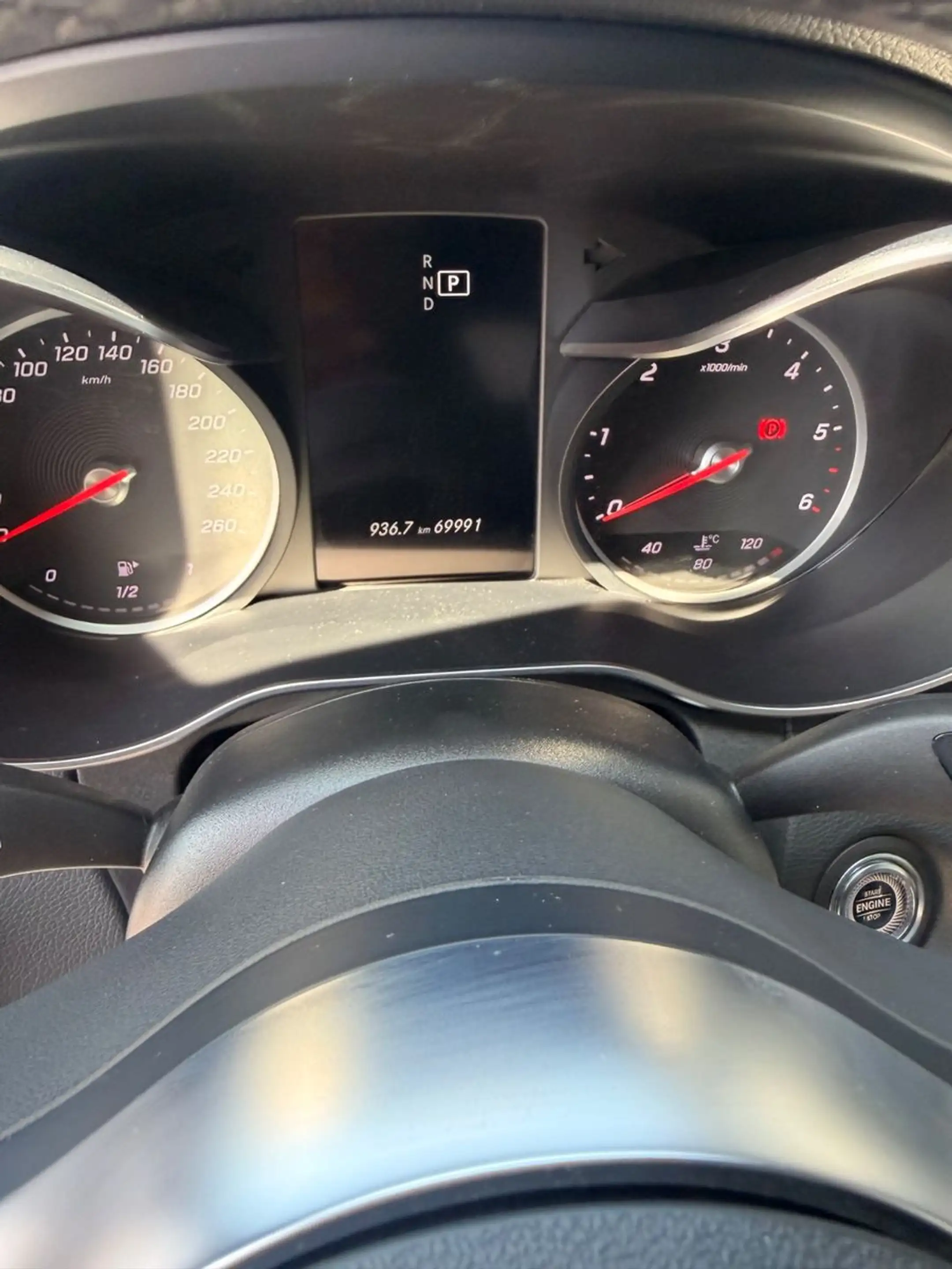 Mercedes-Benz C 300 d Coupe 4Matic AMG Line — photo 8