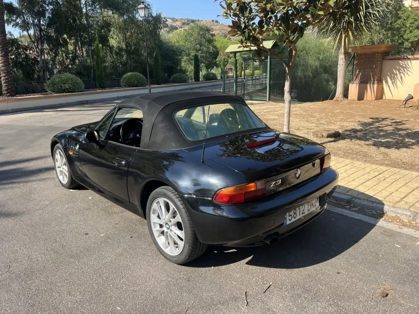 BMW Z3 1.9i Roadster Negro - 2