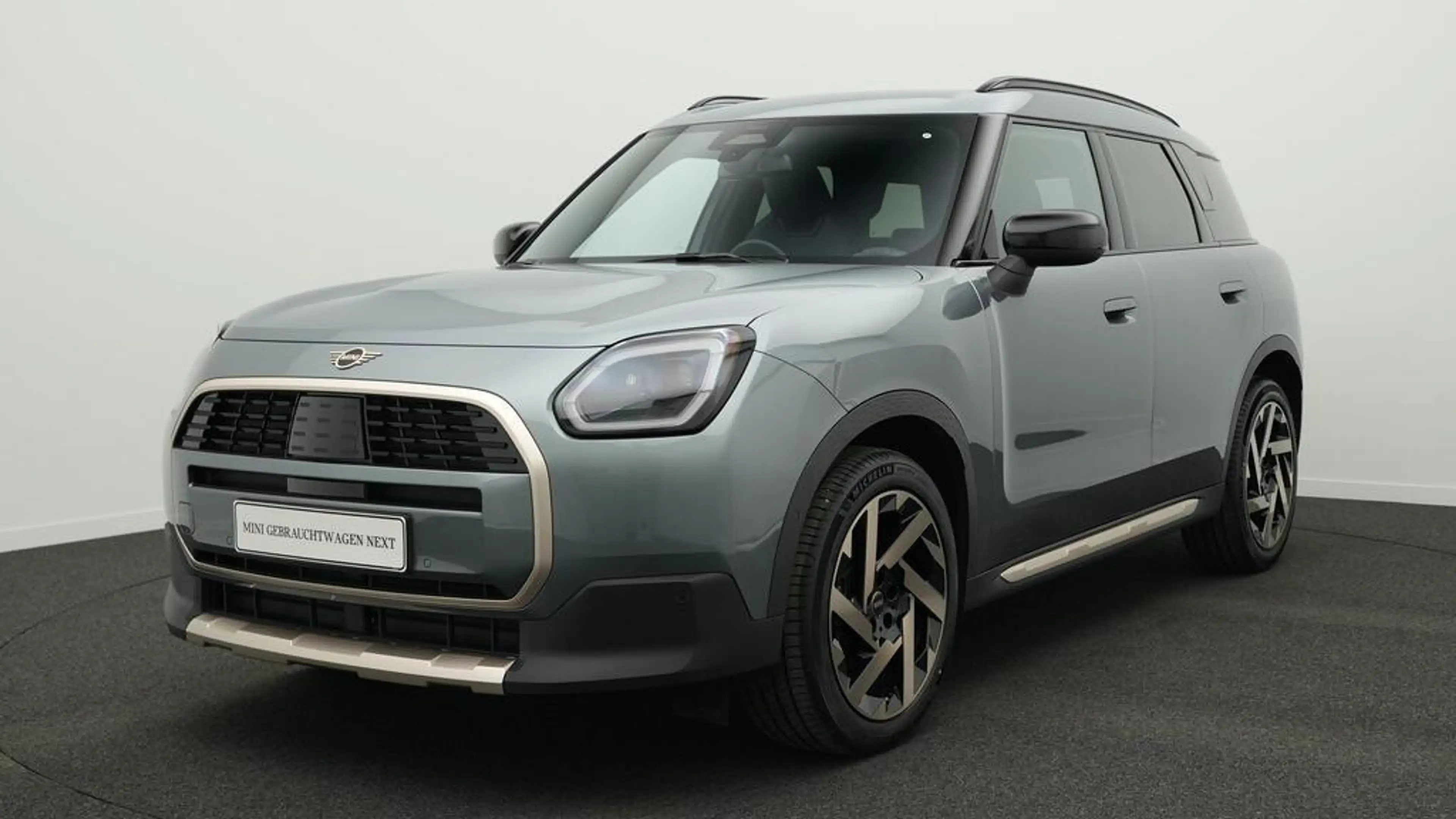 MINI Countryman D Favoured Trim