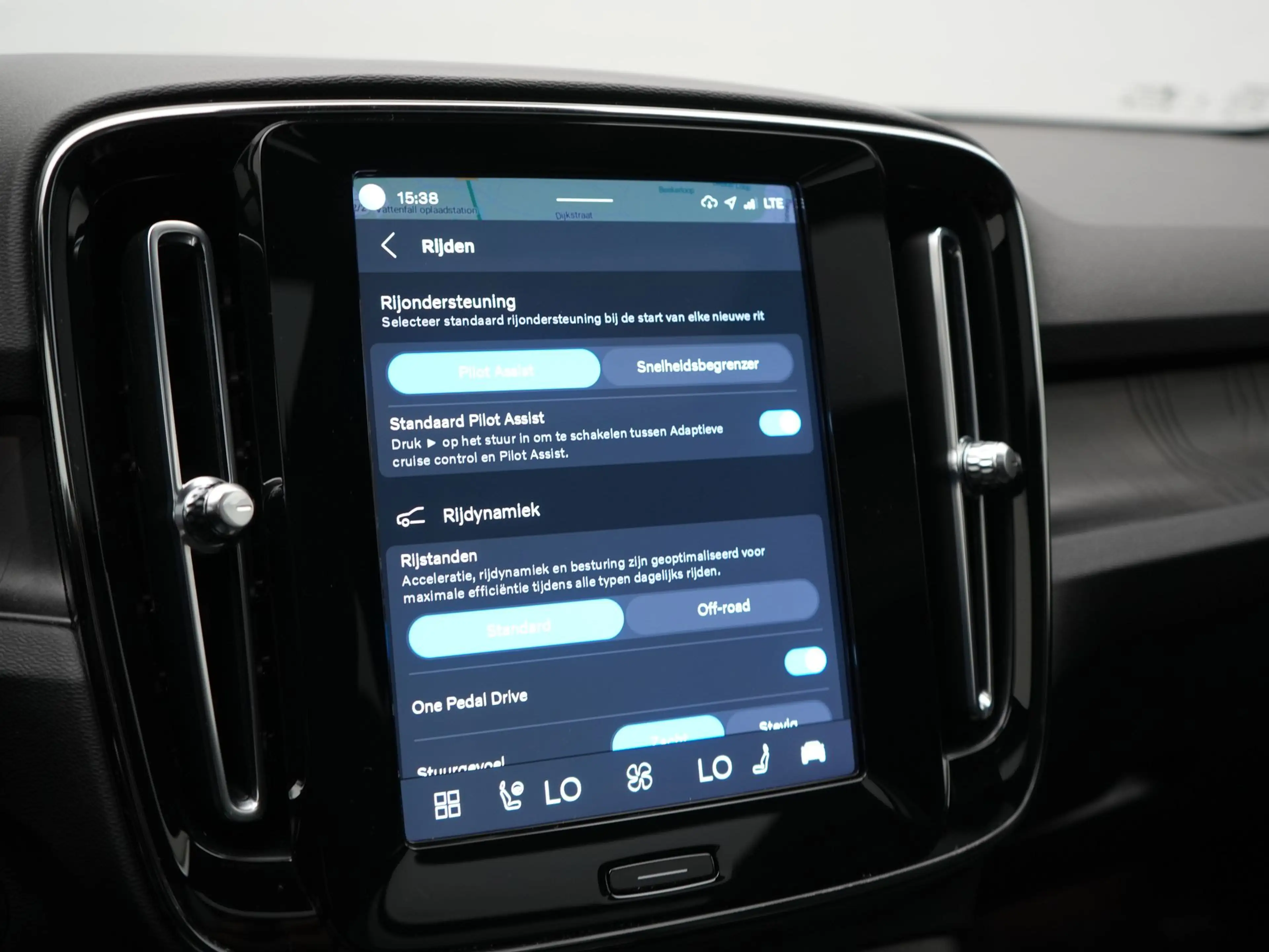Volvo XC40 Recharge Ultimate 70 kWh 231pk Dealer O.H. | Panod — photo 33