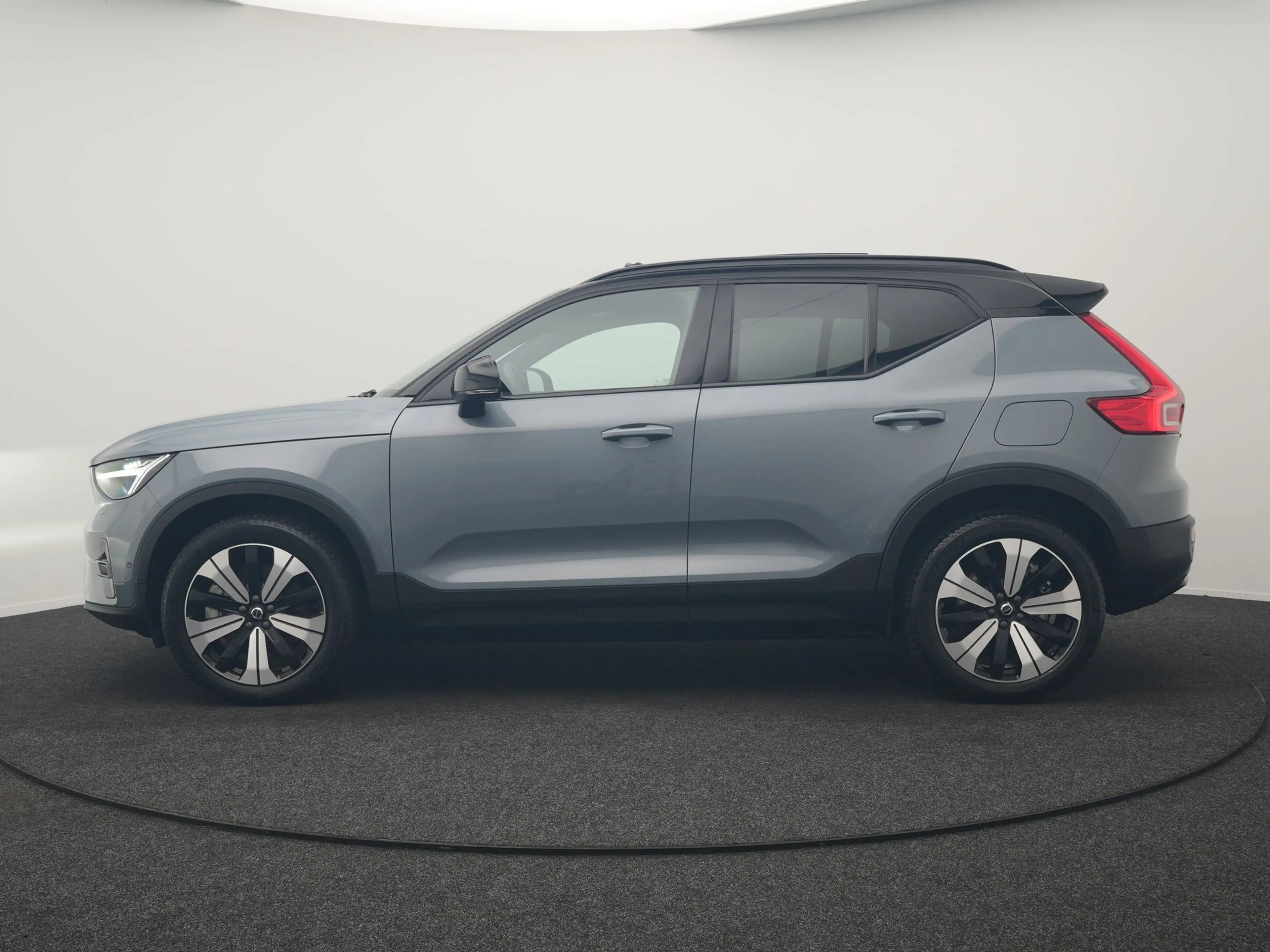 Volvo XC40 Recharge Ultimate 70 kWh 231pk Dealer O.H. | Panod — photo 2
