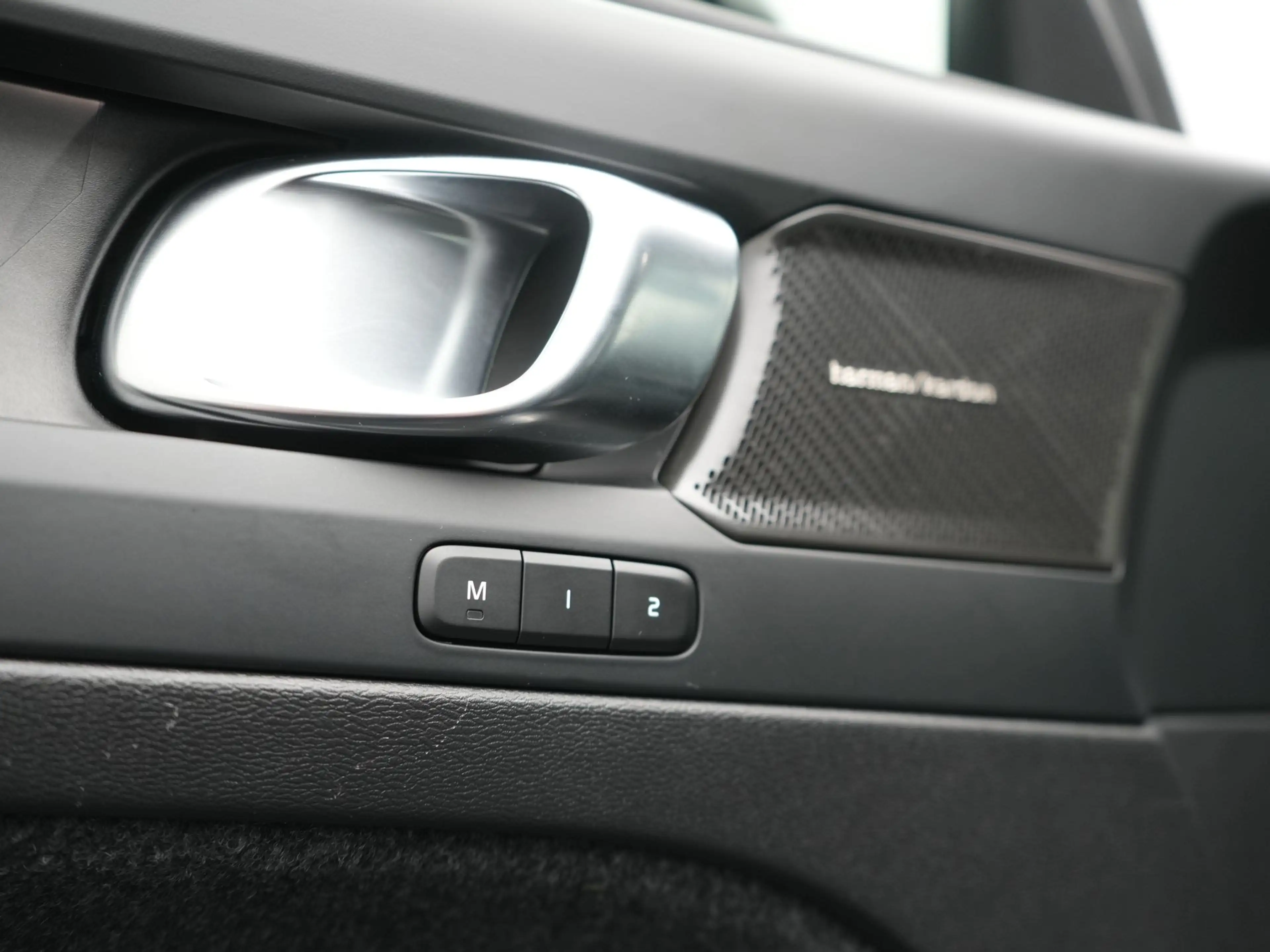Volvo XC40 Recharge Ultimate 70 kWh 231pk Dealer O.H. | Panod — photo 9