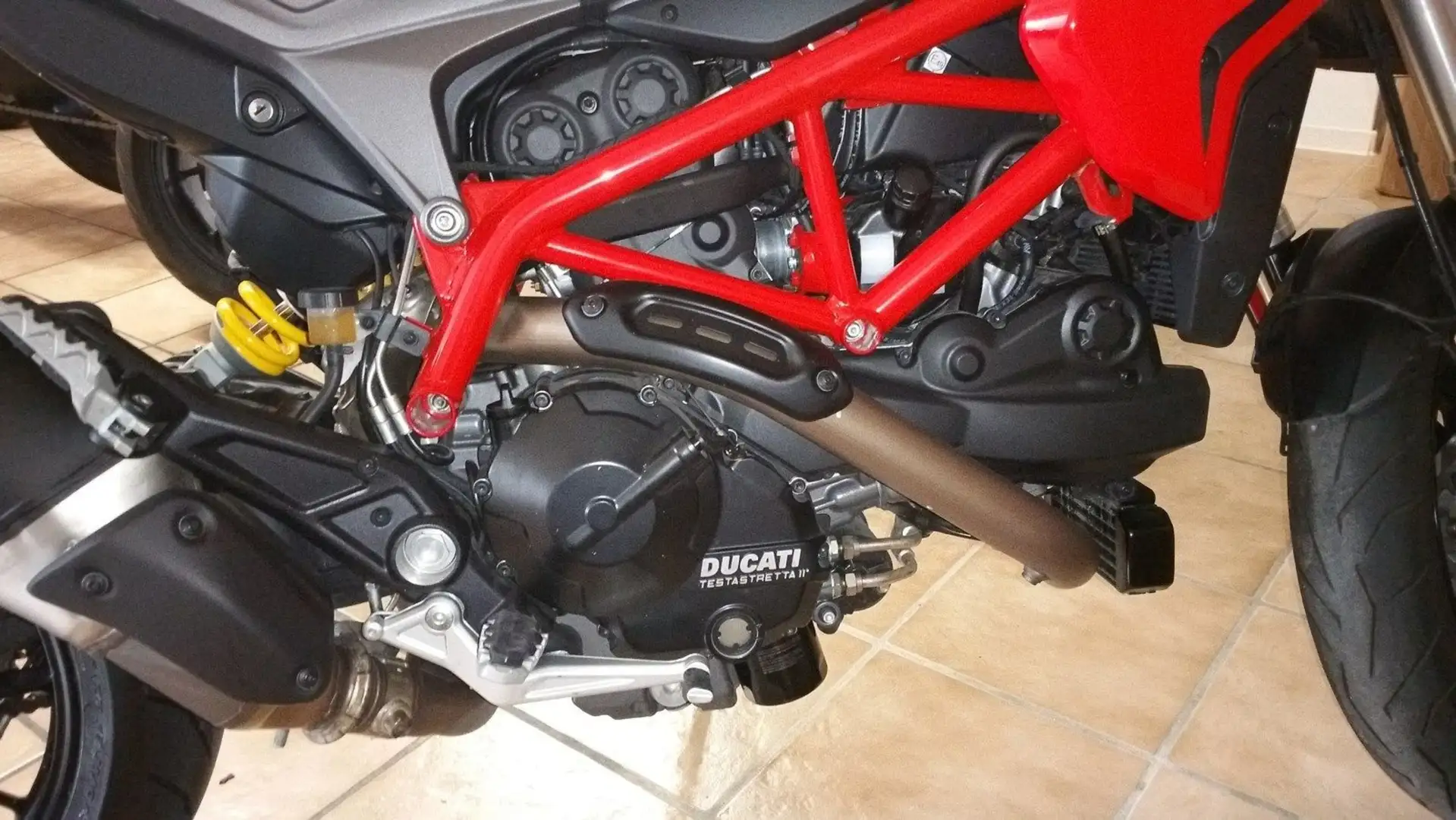 Ducati Hypermotard 939 Rouge - 2