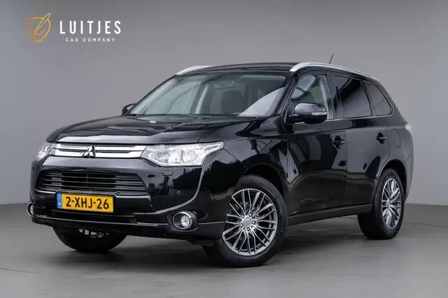 Mitsubishi Outlander 2.0 Instyle 7-pers|Schuifdak|Leder|Trekhaak|Elek.a