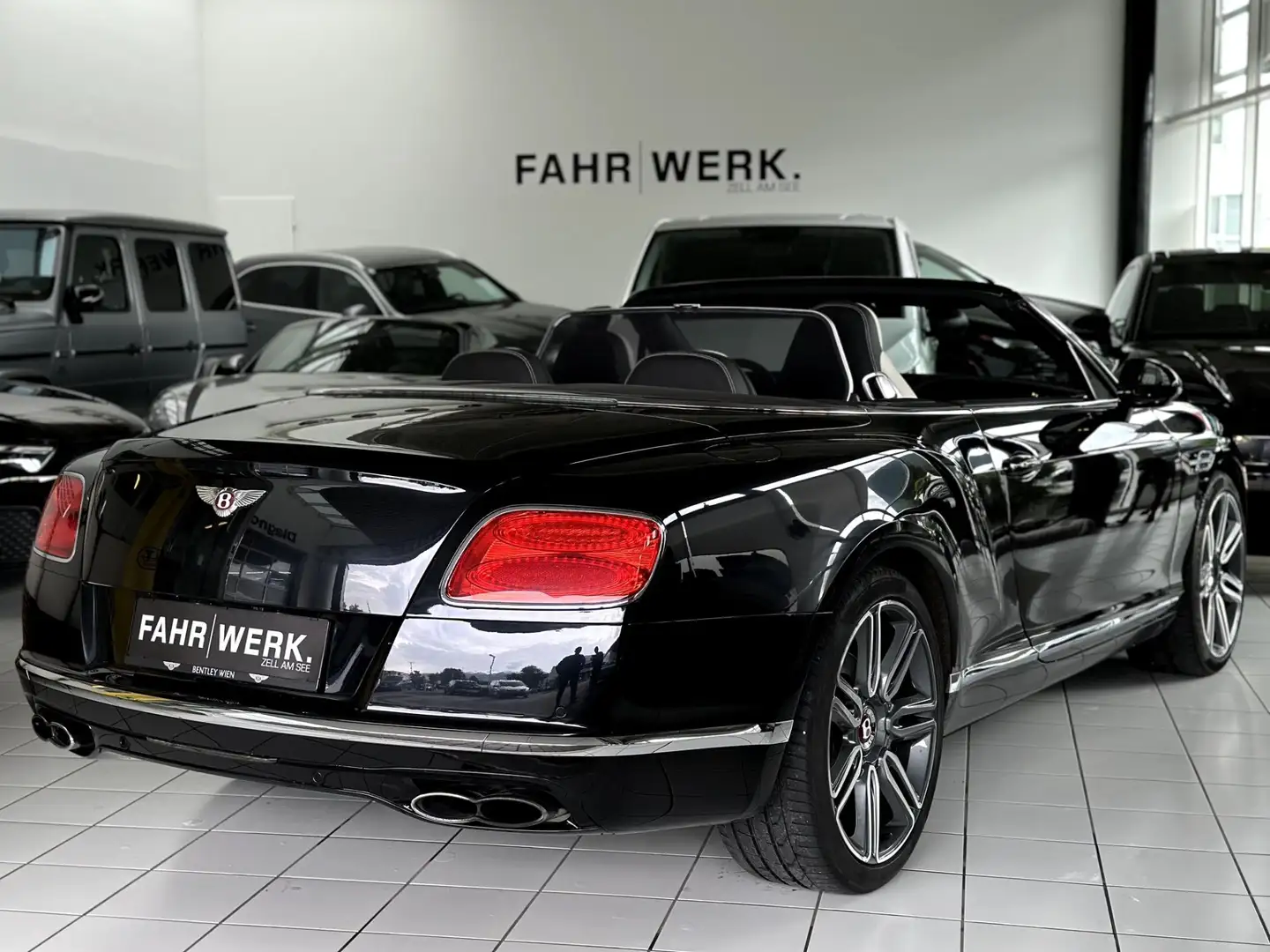 Bentley Continental GT Cabrio V8 Černá - 2