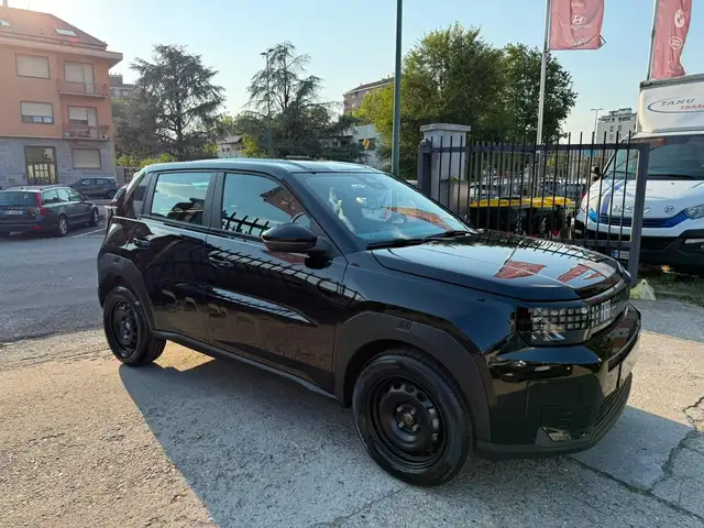 Fiat Grande Panda view 3