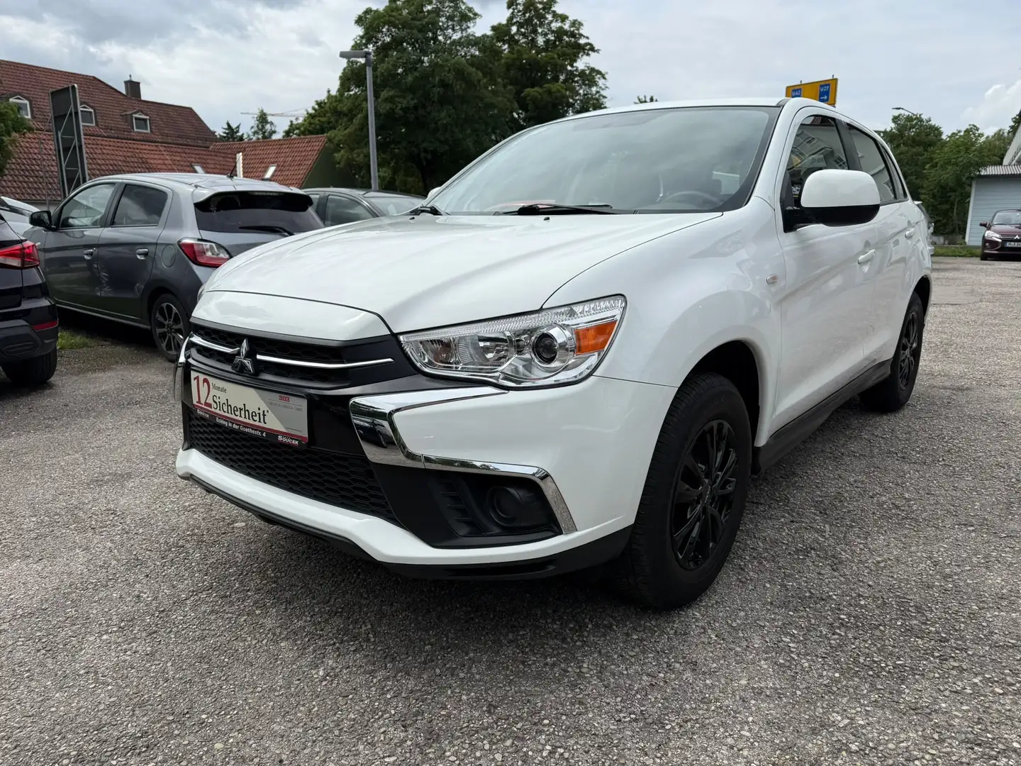 Mitsubishi ASX 1.6 MIVEC 2WD ClearTec Basis Weiß - 2