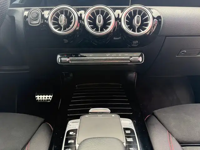 Mercedes-Benz A Class view 11