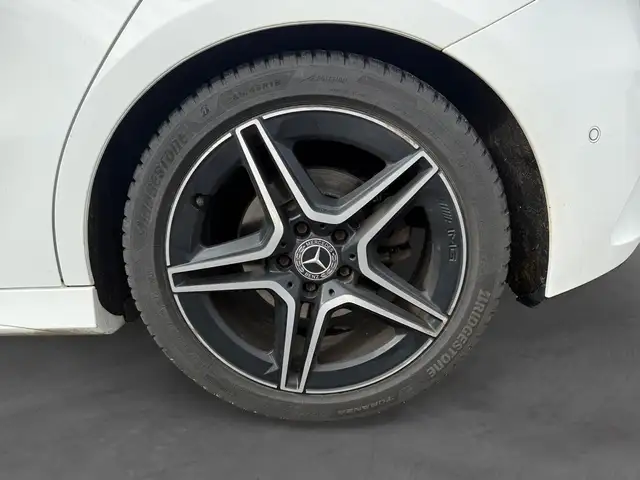 Mercedes-Benz A Class view 18