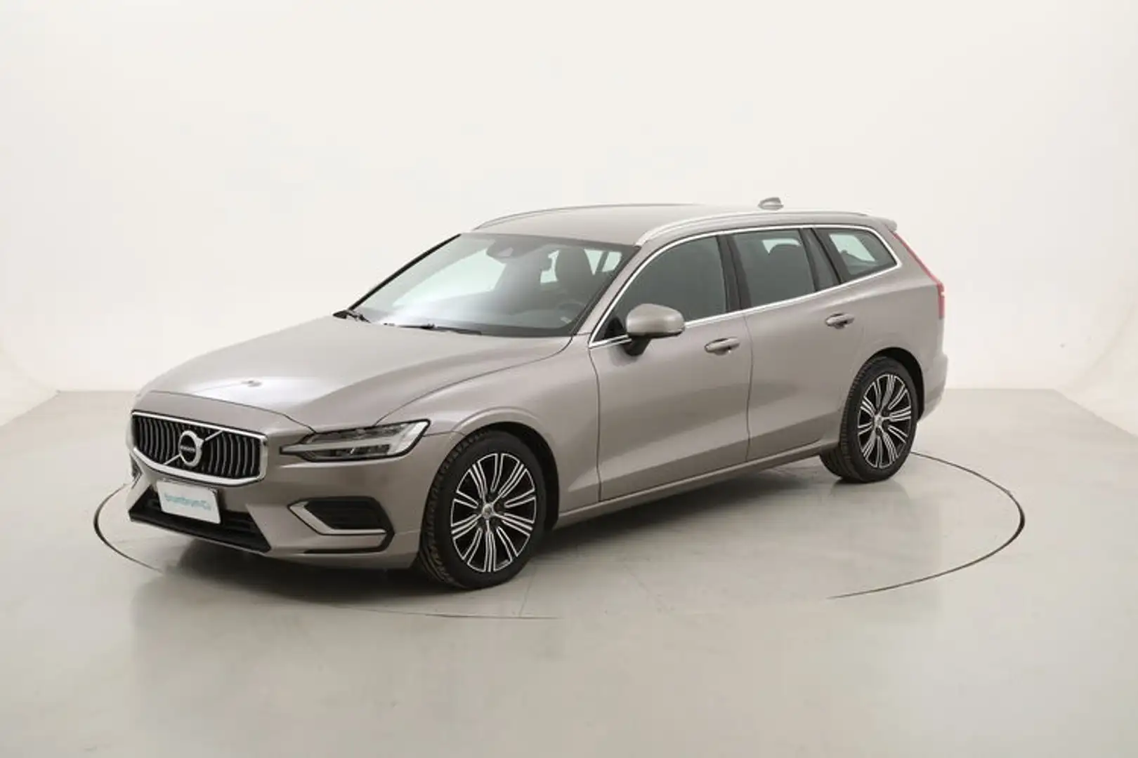 Volvo V60 D4 Inscription Geartronic 2.0 Diesel 190CV Grigio - 1