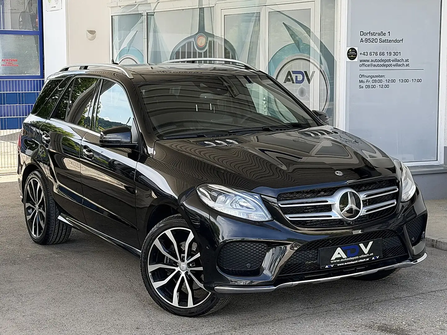 Mercedes-Benz GLE 350 d AMG-Line 4Matic Aut. Schwarz - 2