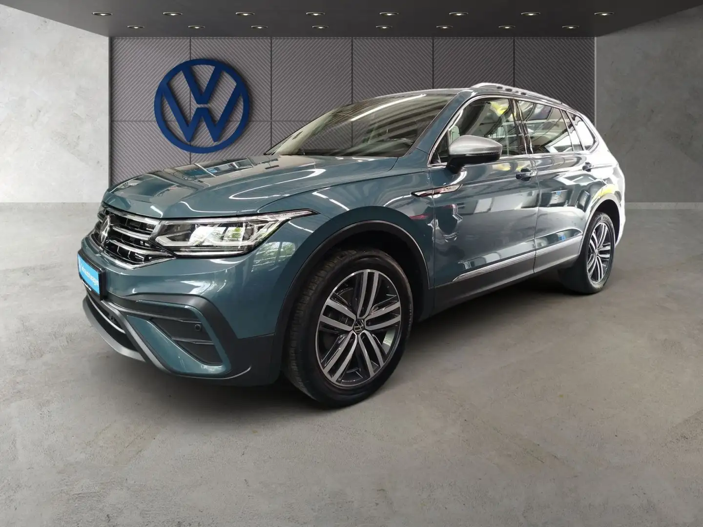 Volkswagen Tiguan Allspace 2.0 TDI Life Navi LEDMatrix DAB+ Blau - 2