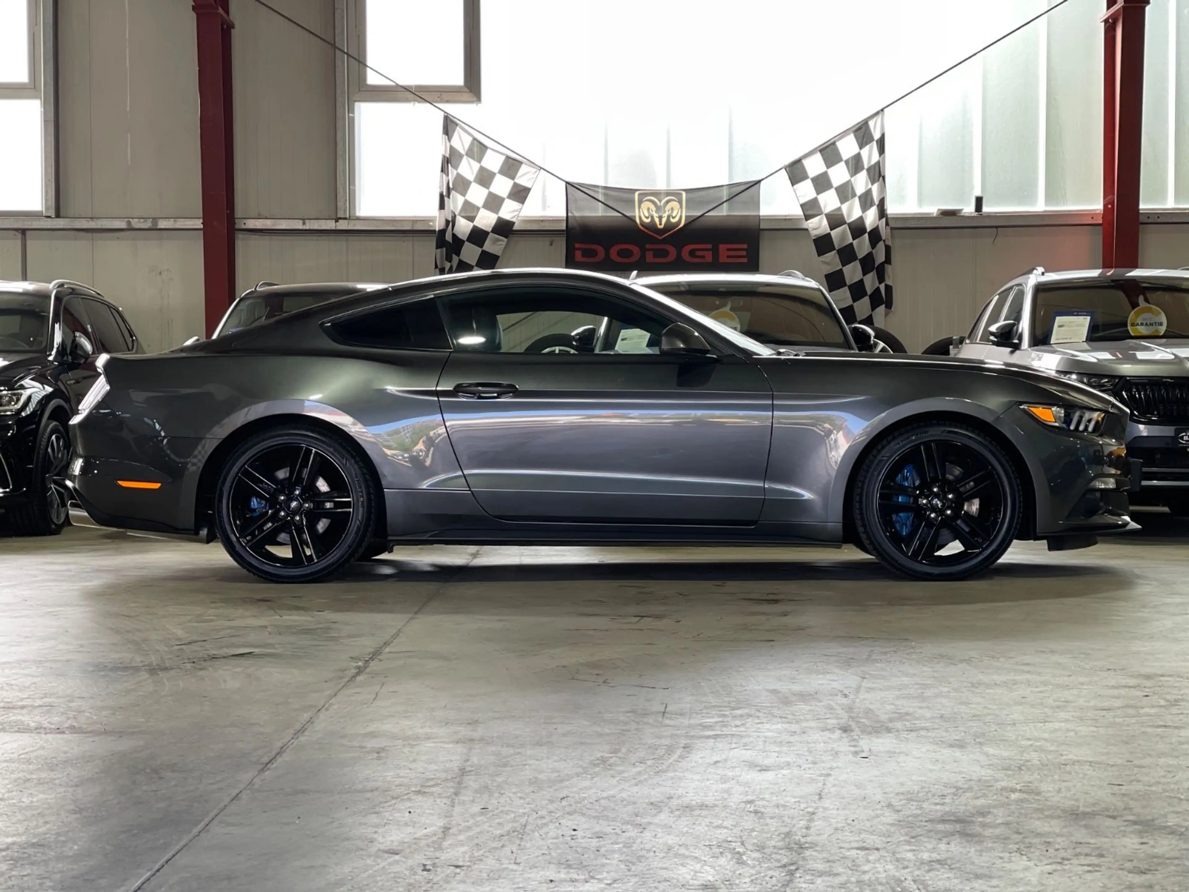 Ford Mustang FASTBACK+DE FAHRZ+UNFALLFREI+KAMERA+SHZ+GARANTIE — photo 6