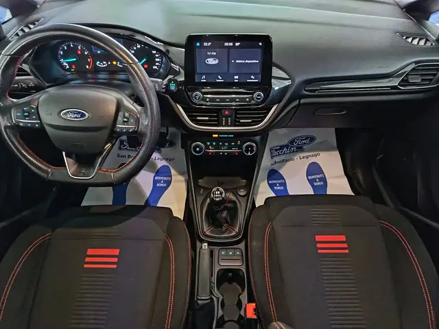 Ford Fiesta view 8