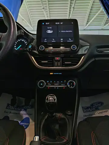 Ford Fiesta view 3