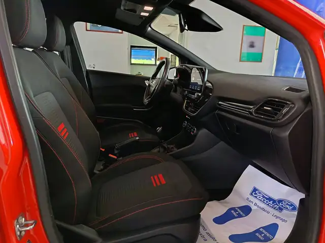 Ford Fiesta view 12