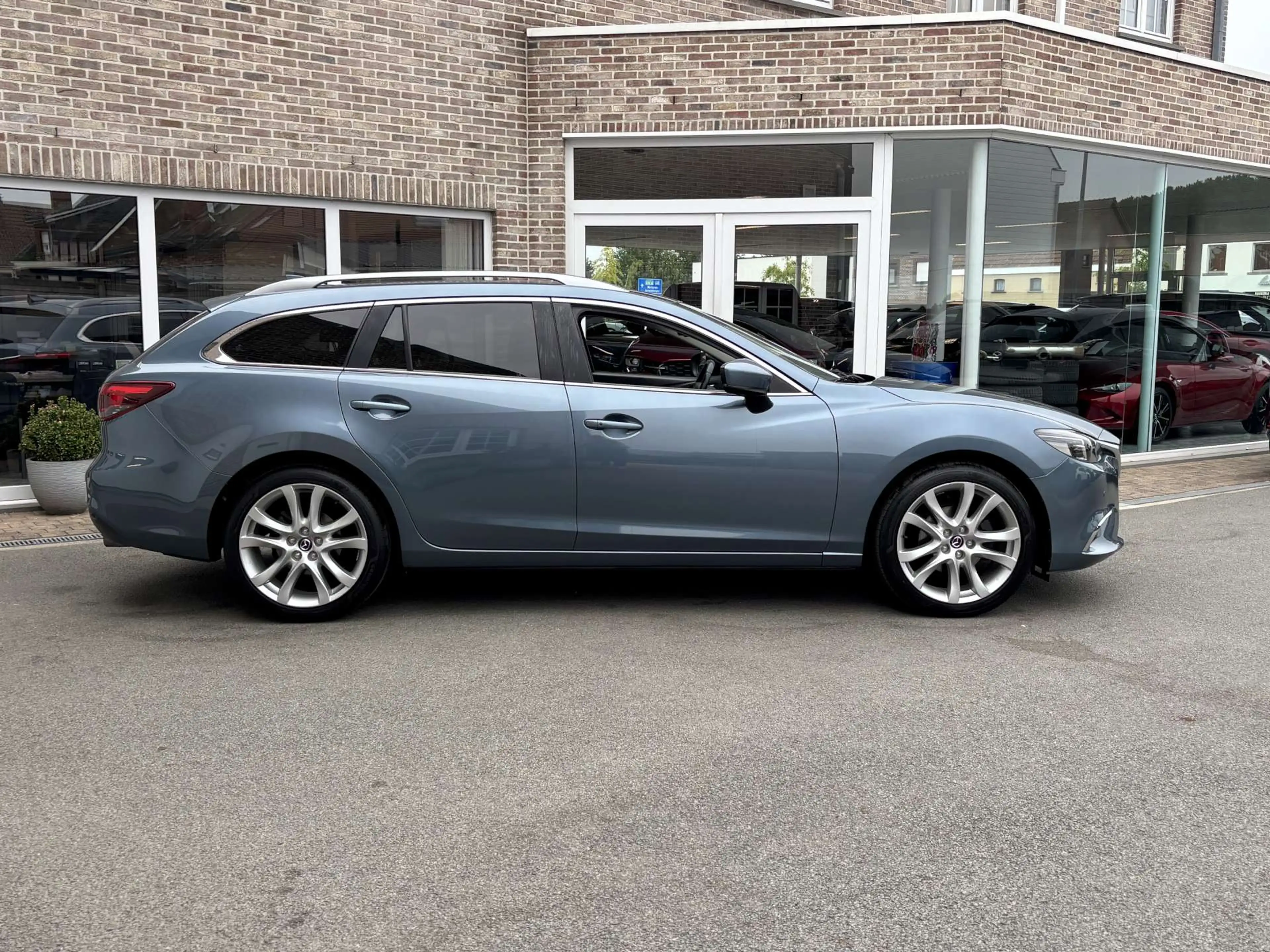 Mazda 6 6 2.0 SKY-G Break Nakama / Automaat / 142000km — photo 5