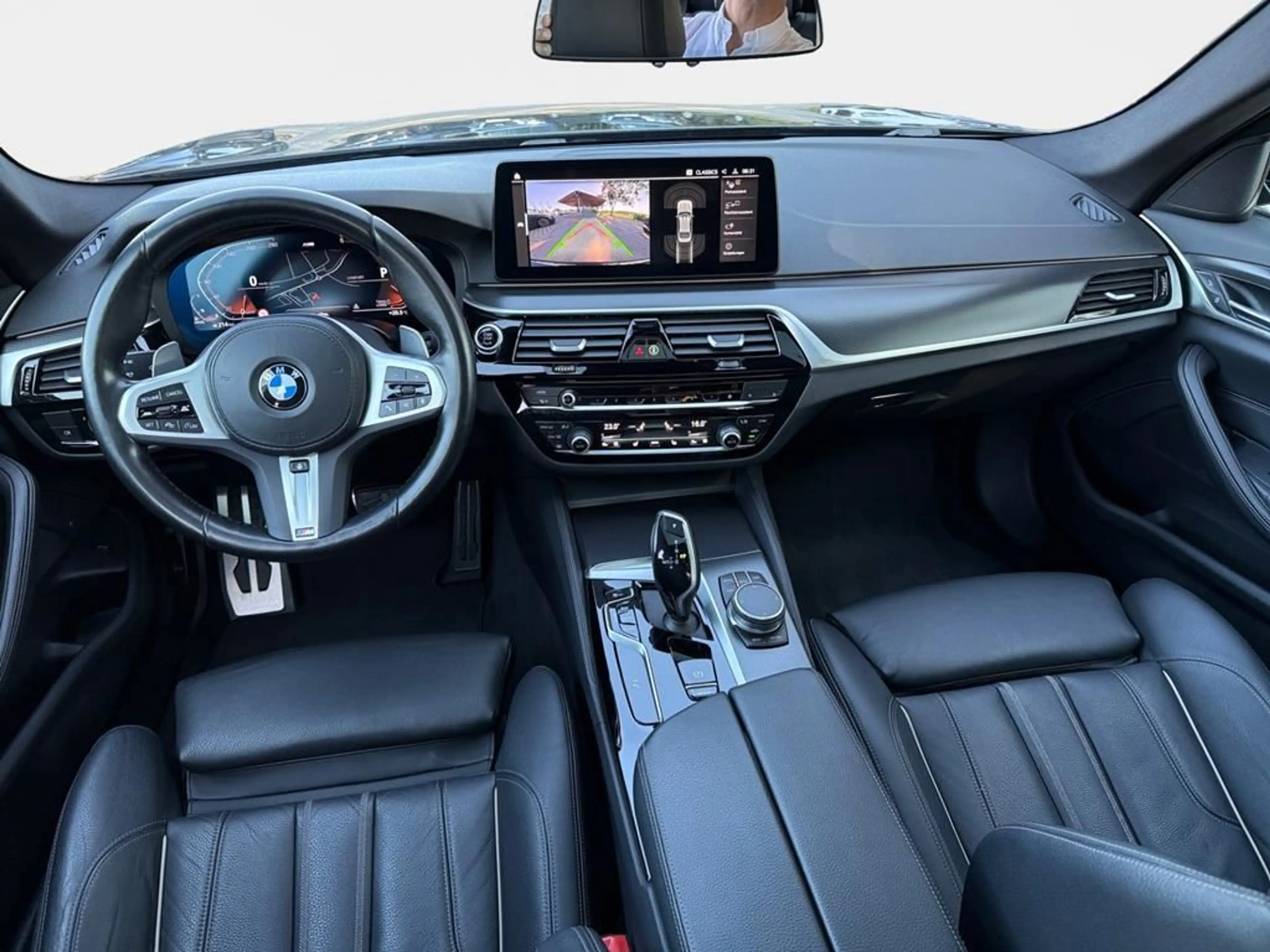 BMW 530 M Sport — photo 12