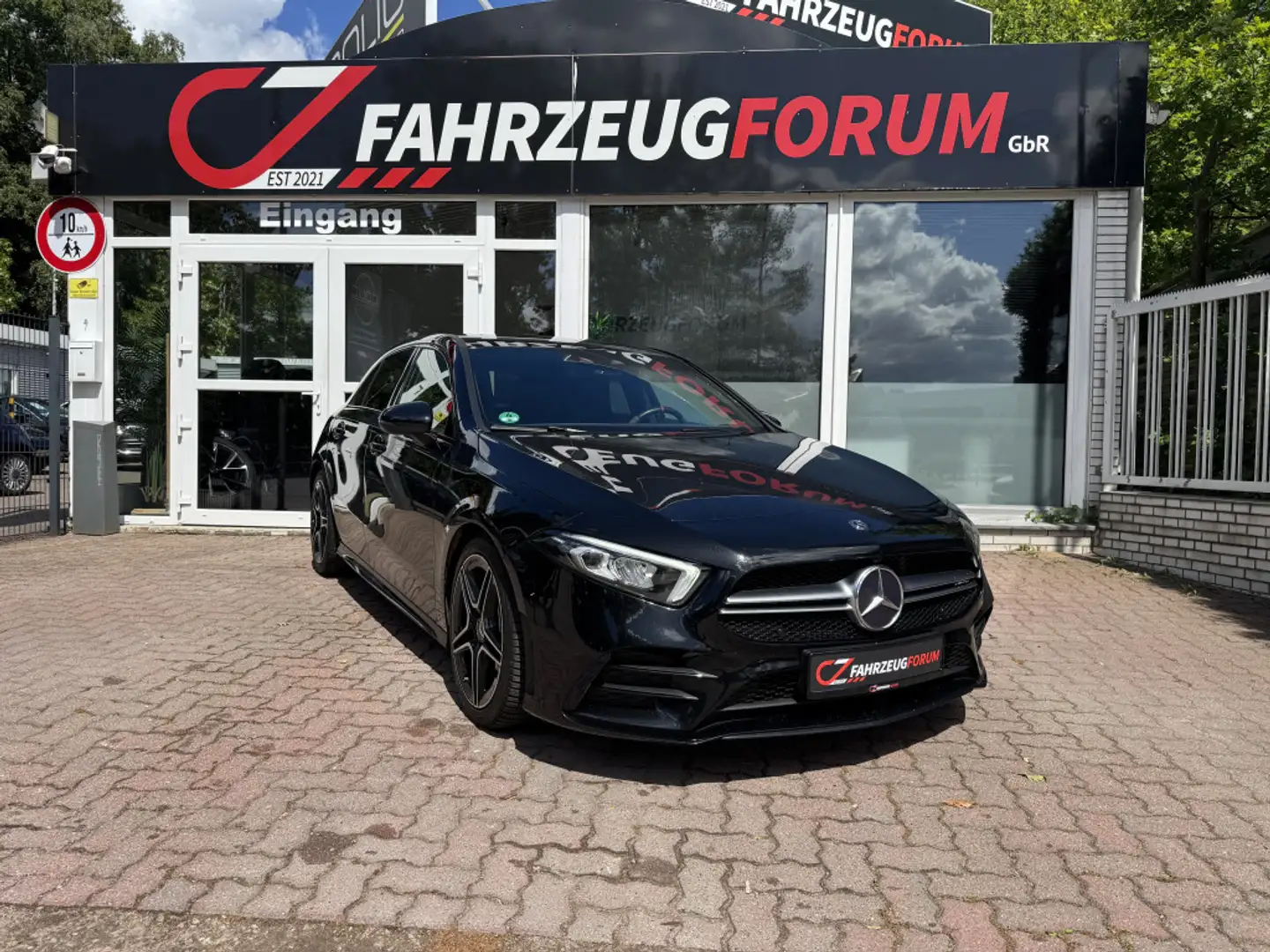 Mercedes-Benz A 35 AMG 4Matic*Burmester*Kamera*HeadUp*Nappa Noir - 2
