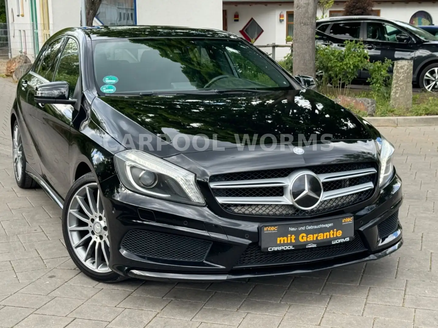 Mercedes-Benz A 200 AMG -LINE+XENON+ALCANTARA+NAVI+LEDER+SPORT Zwart - 1
