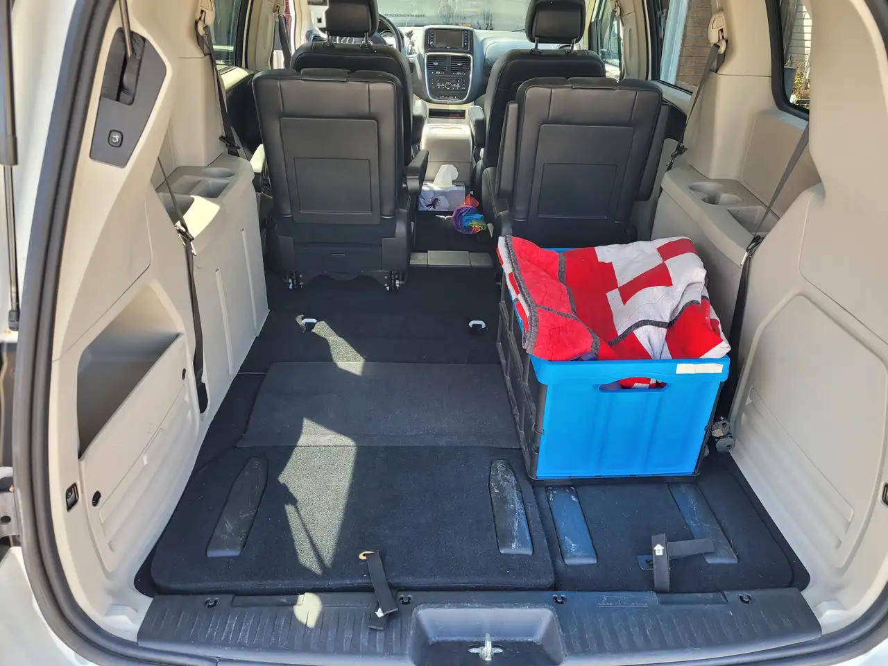 Dodge Grand Caravan снимка Dodge Grand Caravan