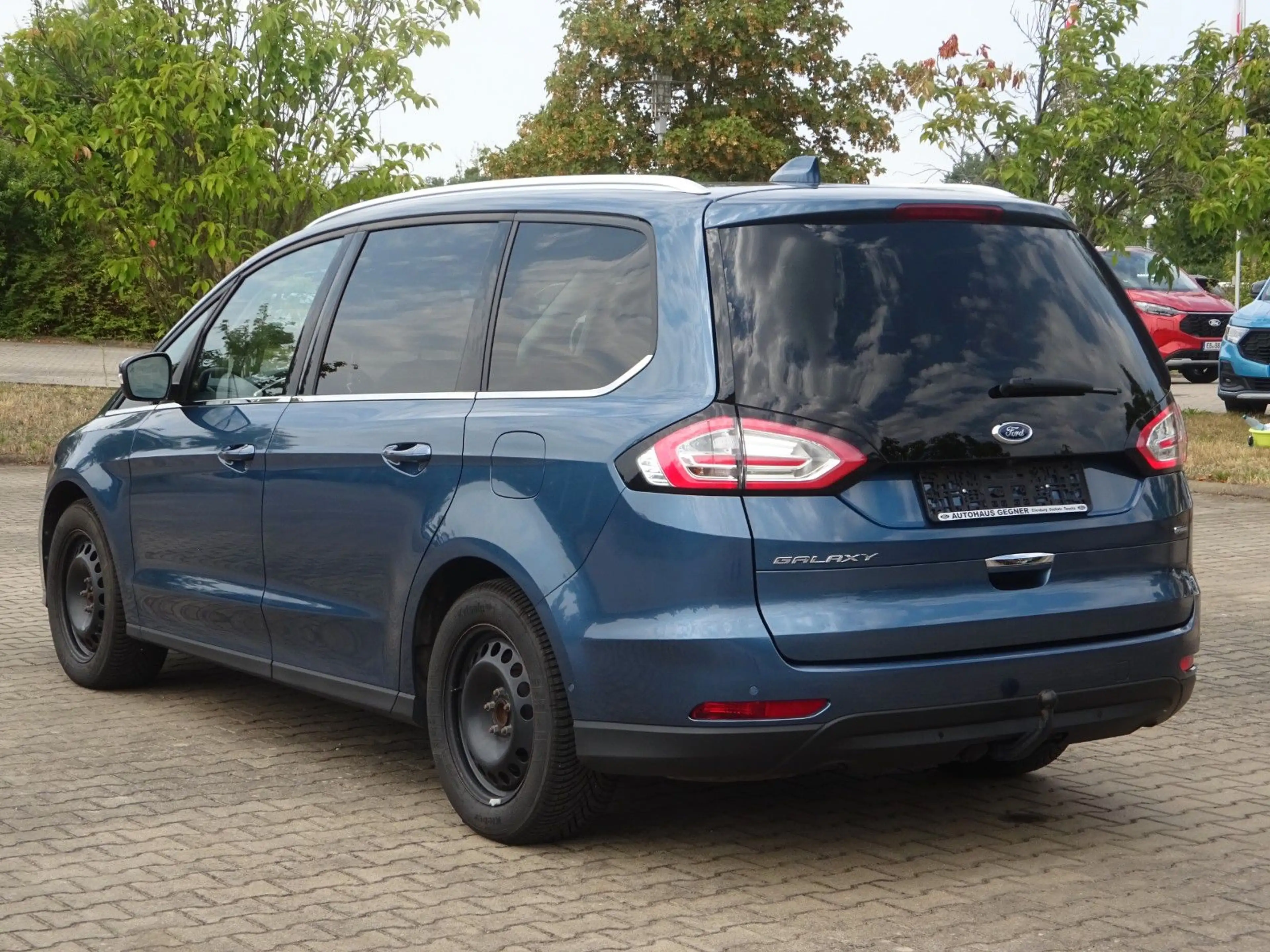 Ford Galaxy 190PS Autm. FHEV Vignale AHK SONY-Navi — photo 4
