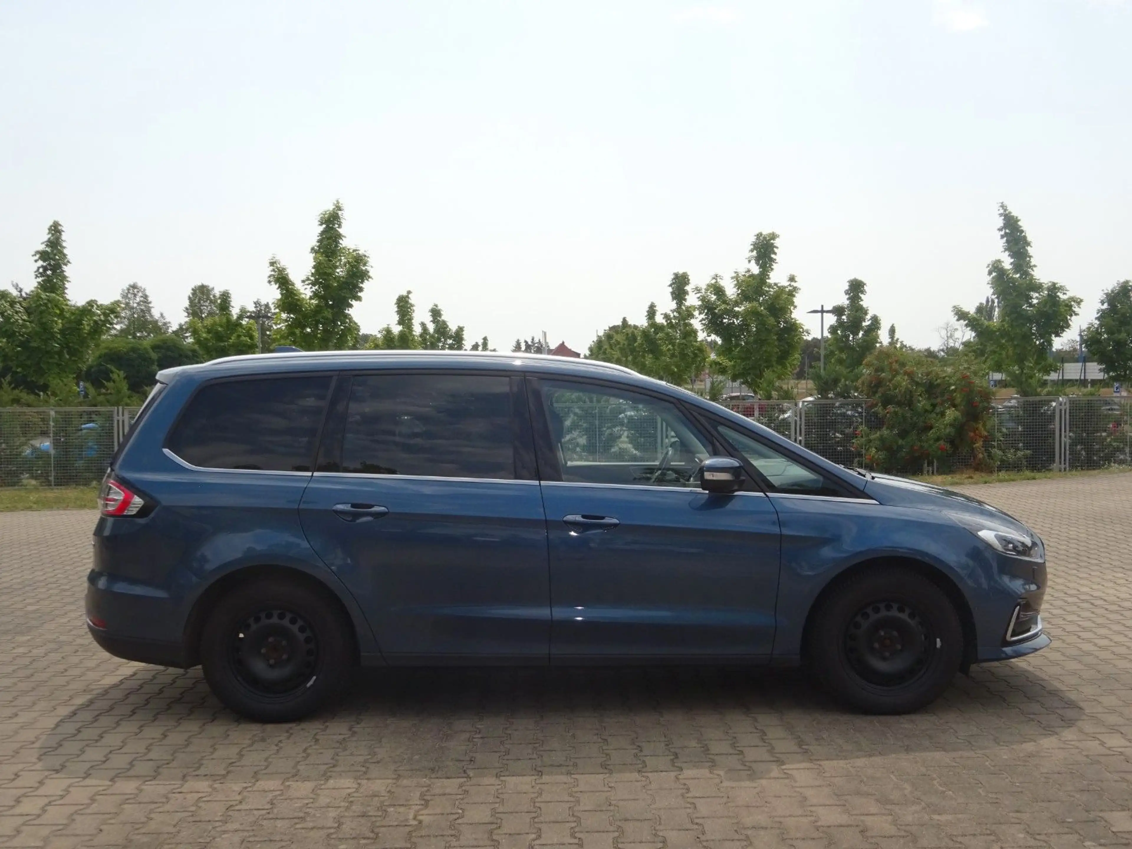 Ford Galaxy 190PS Autm. FHEV Vignale AHK SONY-Navi — photo 12