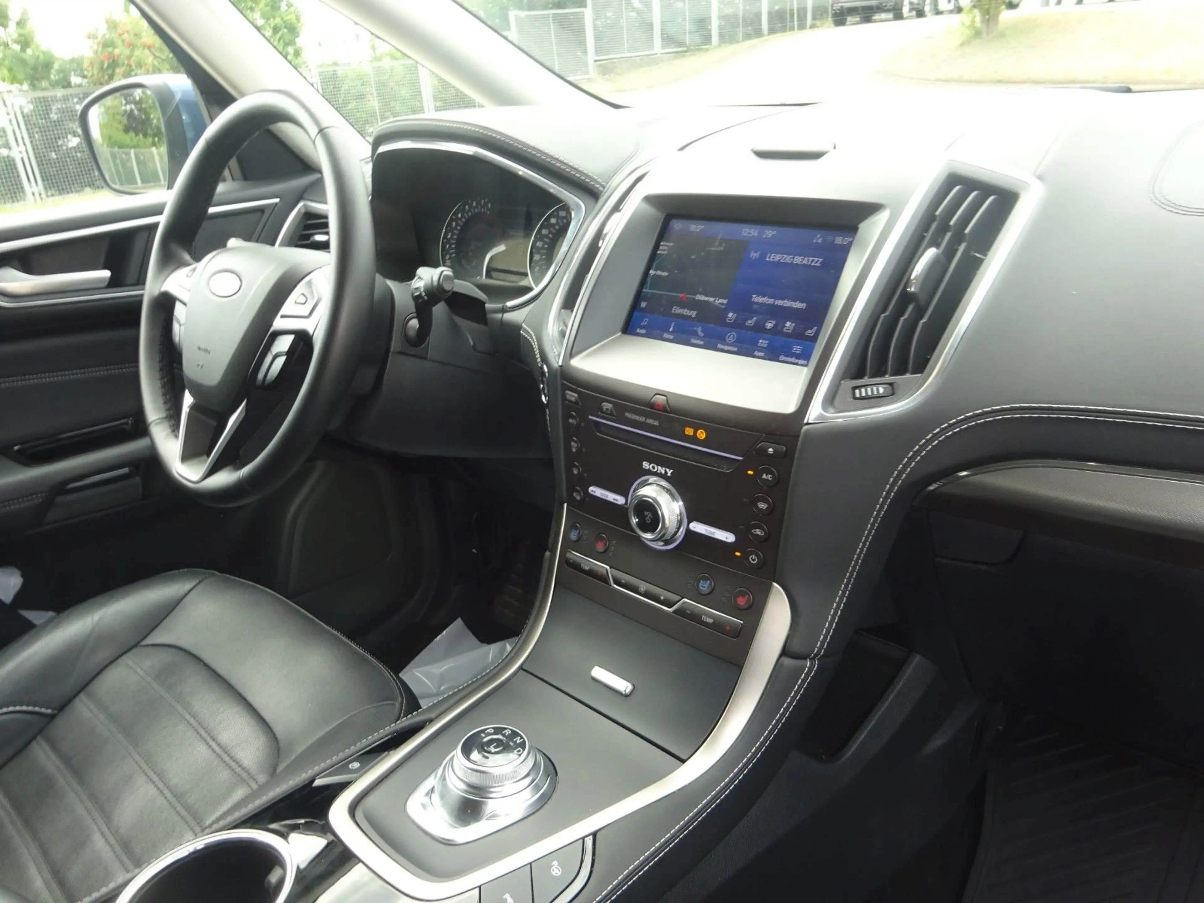 Ford Galaxy 190PS Autm. FHEV Vignale AHK SONY-Navi — photo 15