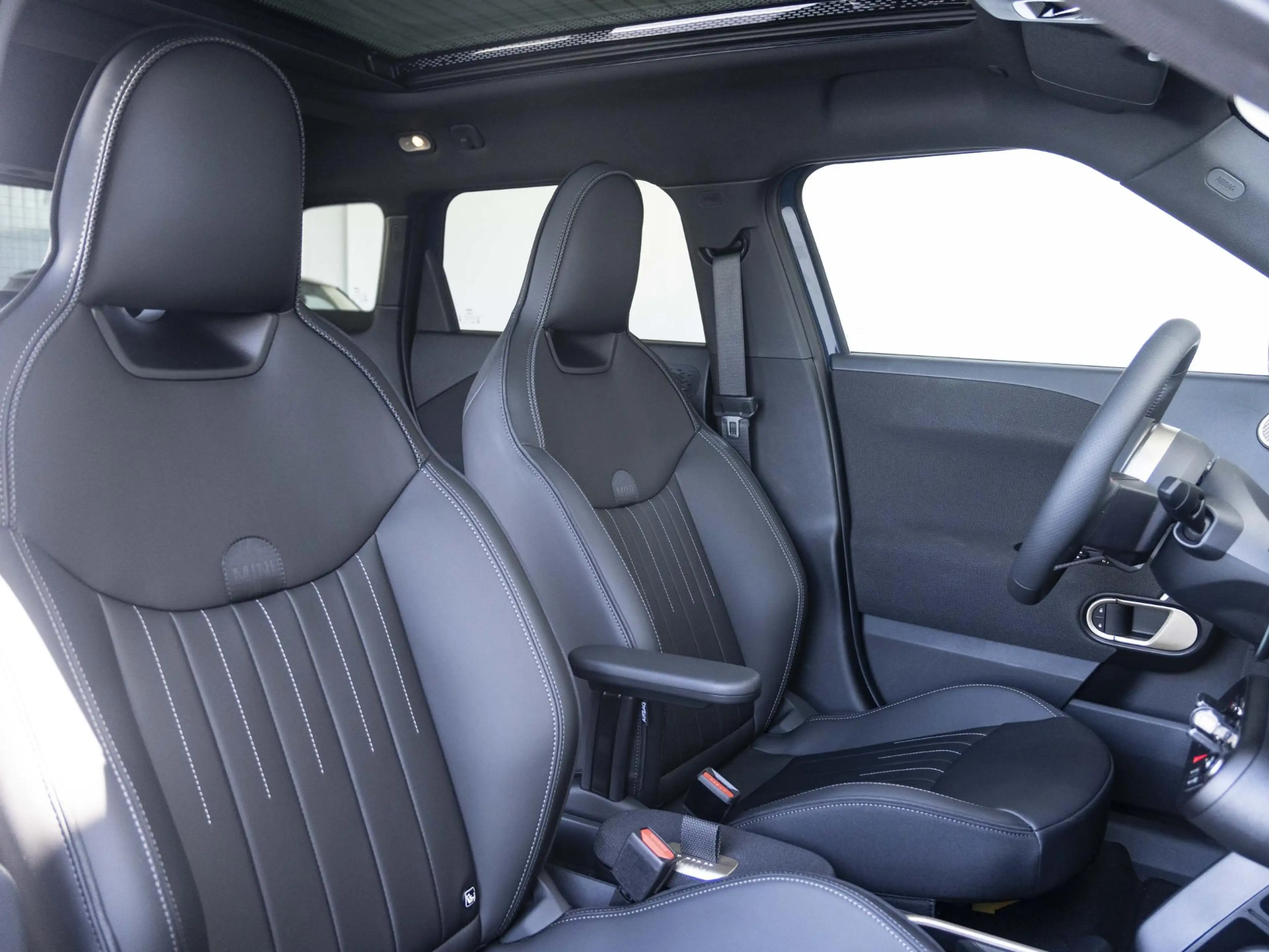 MINI Aceman E John Cooper Works | L-Pakket | Glazen panoramada — photo 4