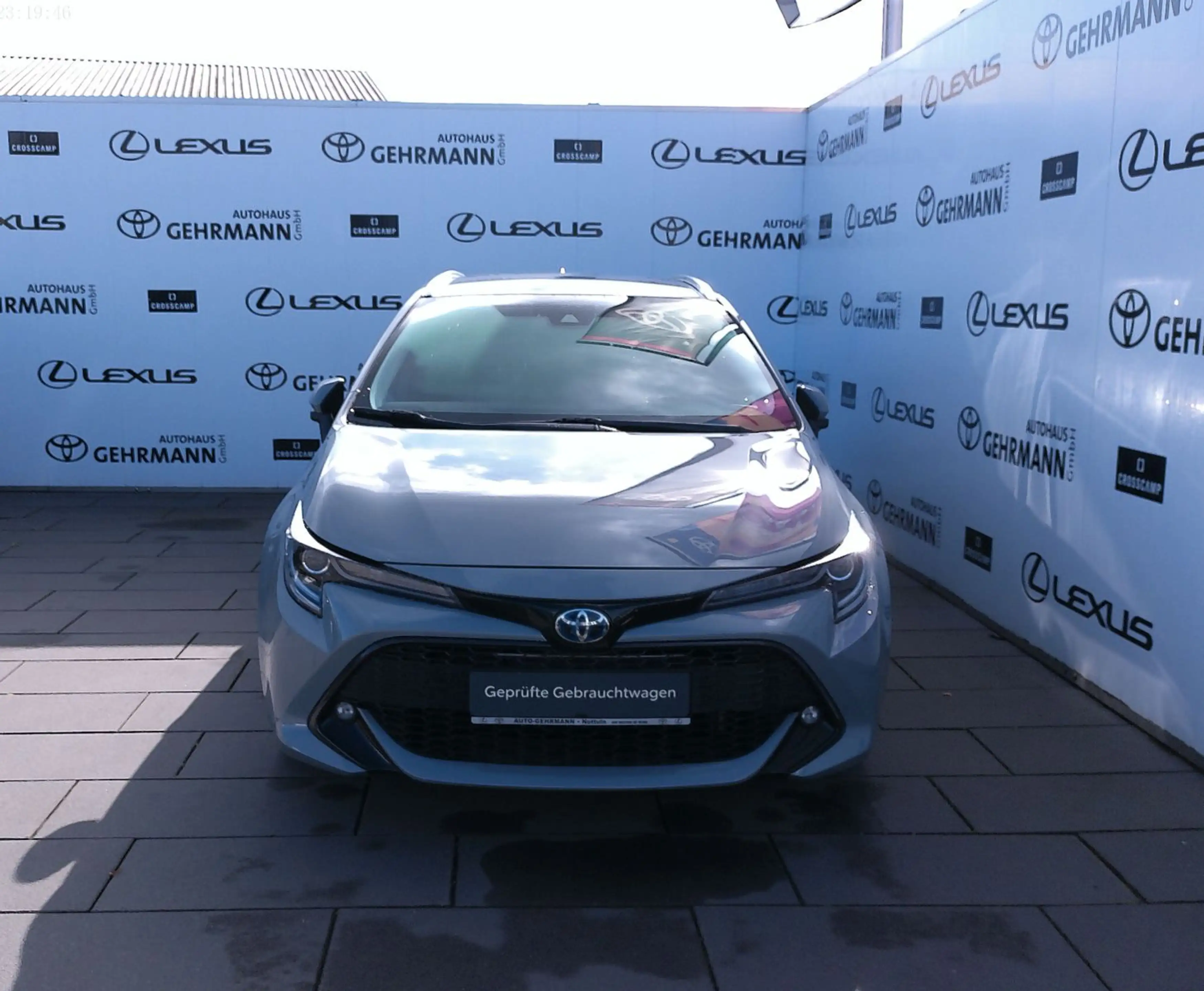 Toyota Corolla Touring Sports Hybrid Club *AHK* — photo 2