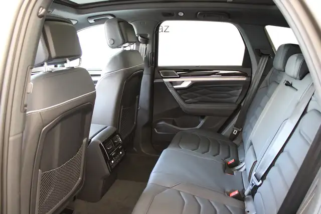Volkswagen Touareg R-Line TDI 4M. Final Edition Ansicht 10