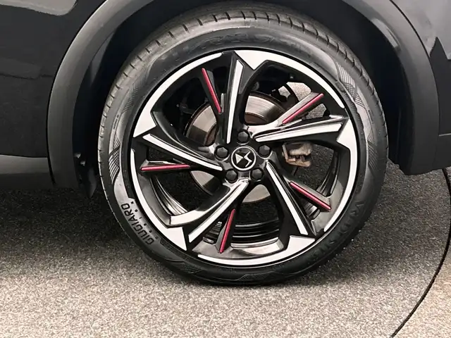 DS Automobiles DS 7 Crossback view 29
